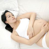 колики в животе при беременности